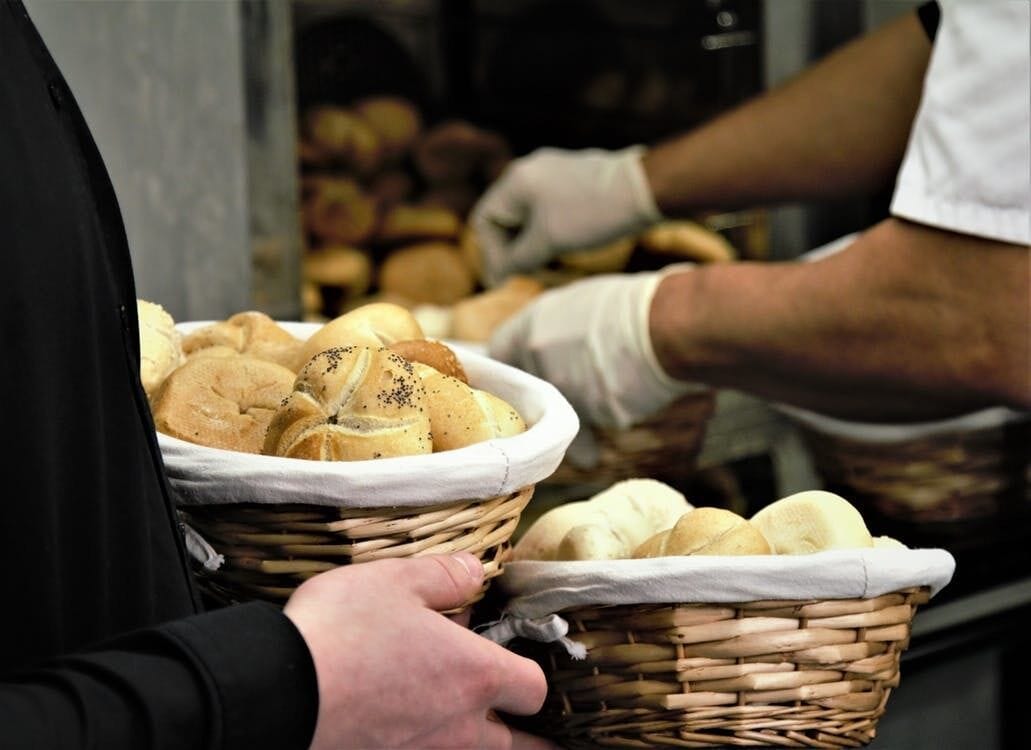 Bakarar agnúast ekki út í aukinn innflutning á brauði og kökum