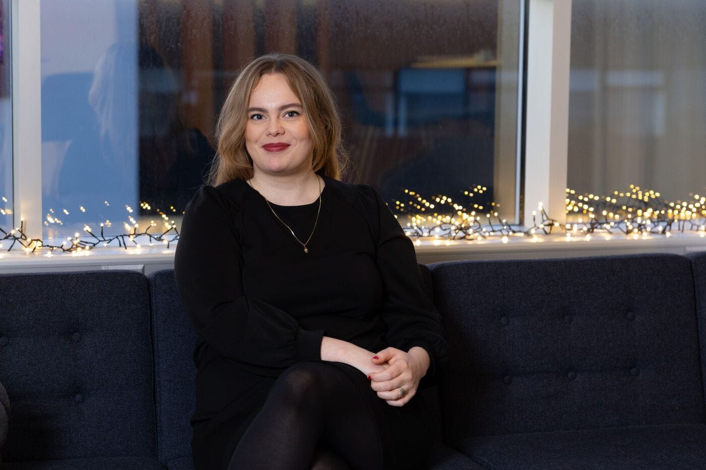 Einn alþjóðlegur sérfræðingur skapar fimm