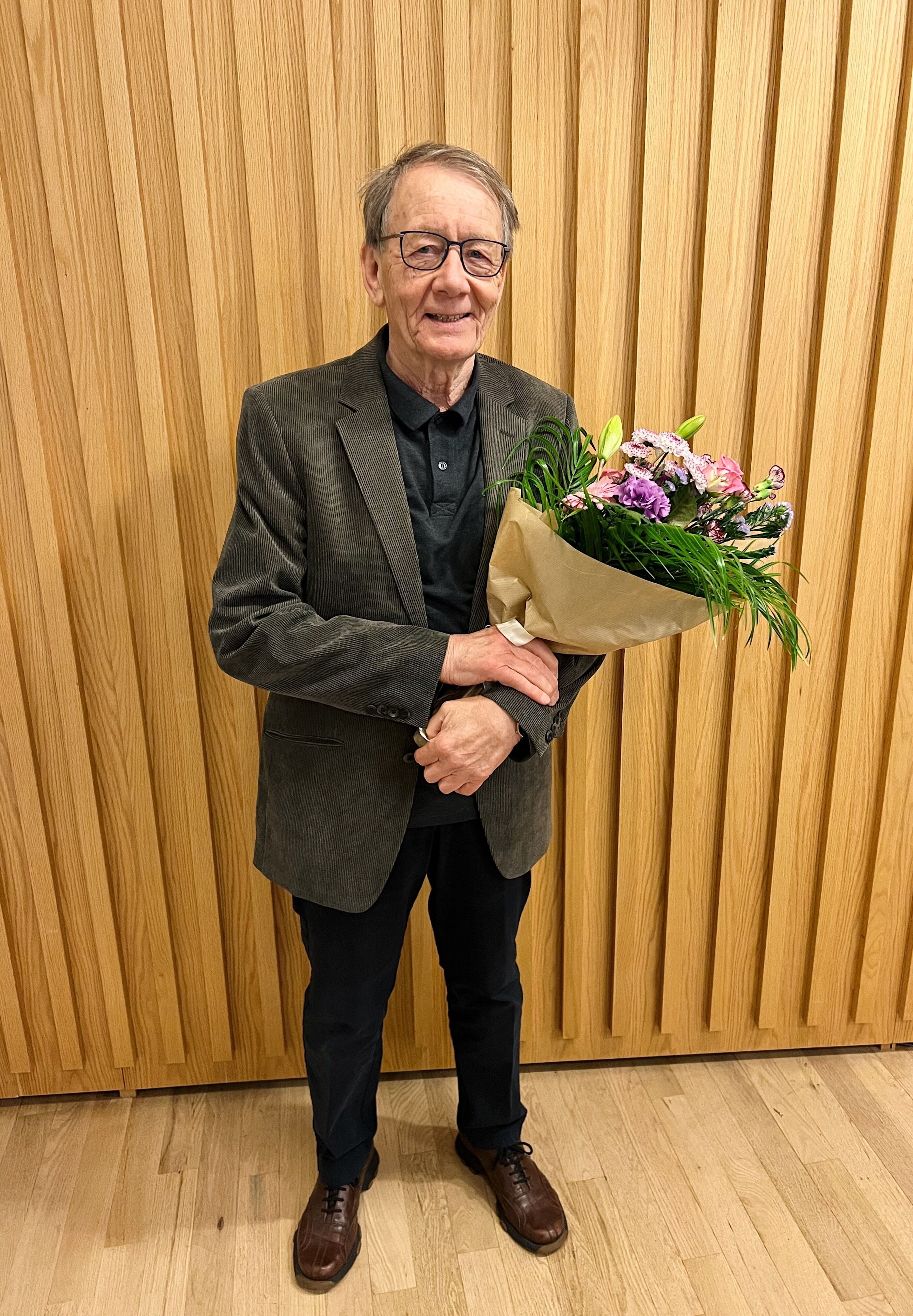 Elsti starfandi tannsmiður landsins