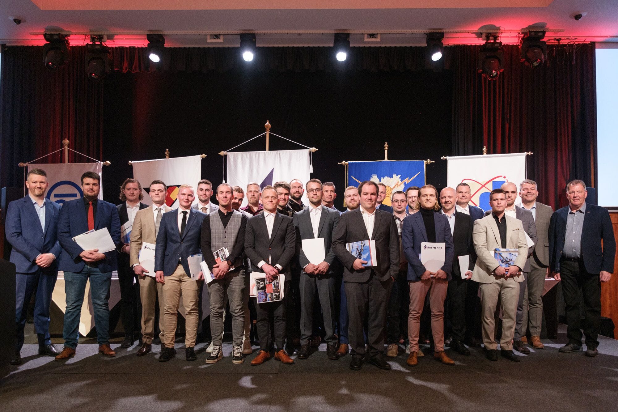 Rafmennt útskrifar fjölda nemenda úr rafiðngreinum
