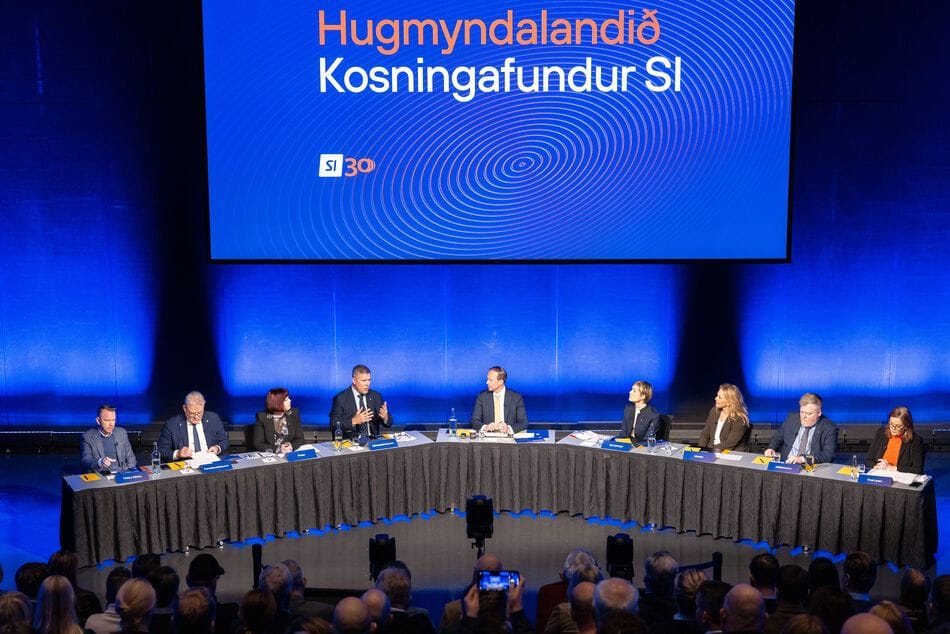 si_kosningafundur_harpa_a.jpg