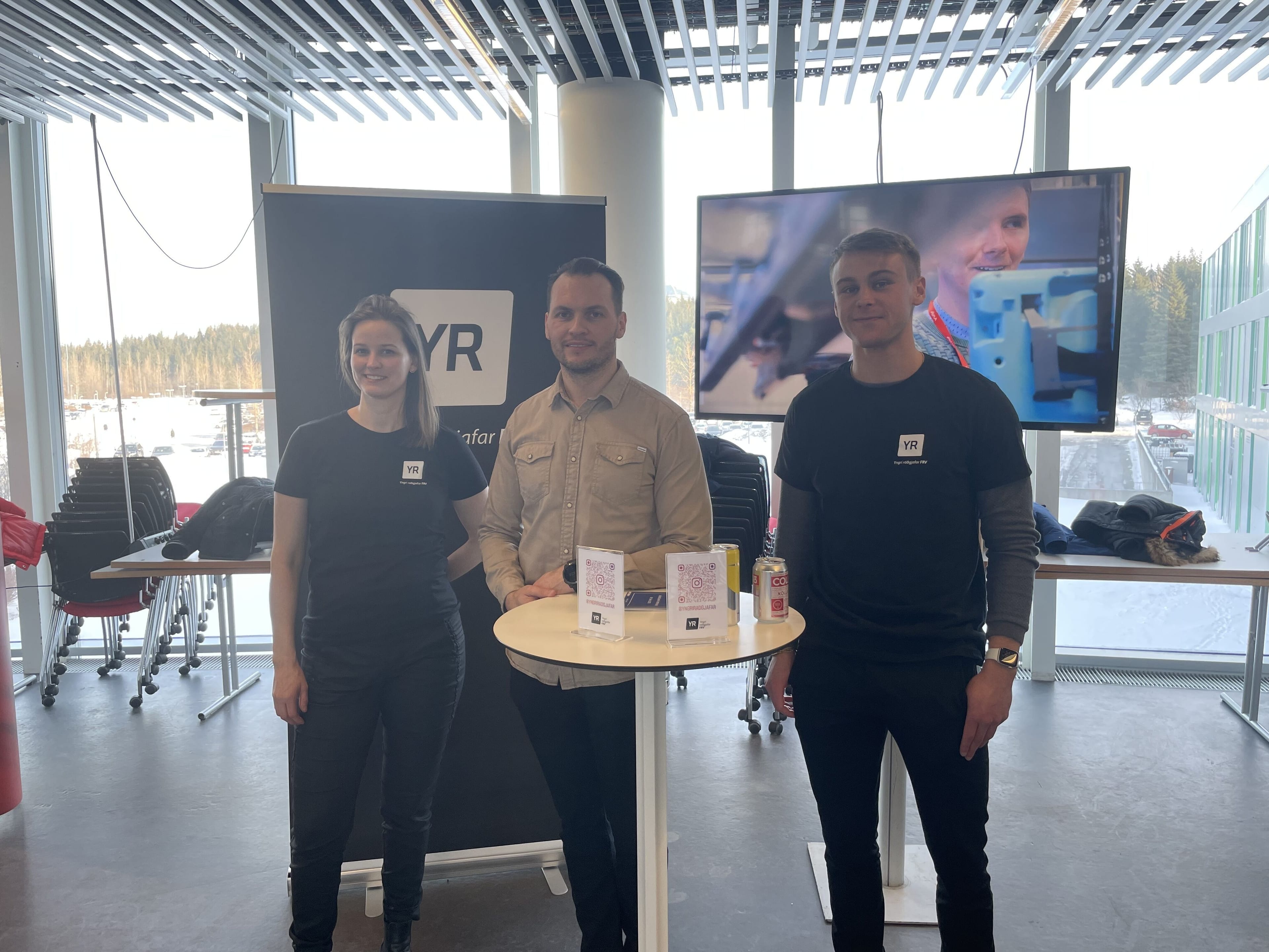 Yngri ráðgjafar taka þátt í Framadögum í HR