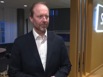 Nýr kafli í sögu tollanna og óvissan heldur áfram