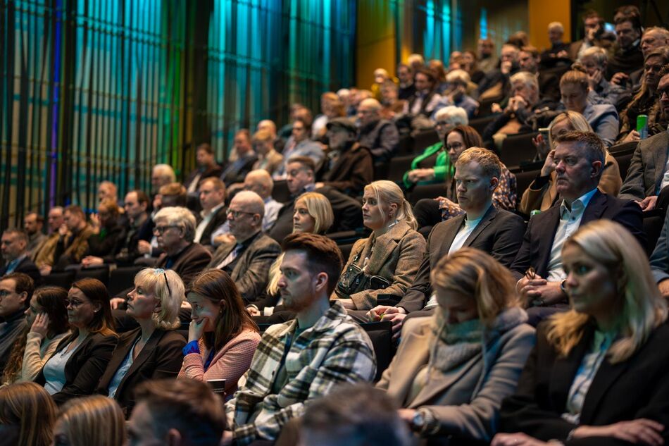 20241114-Orkuskipti_EA_lowres-47