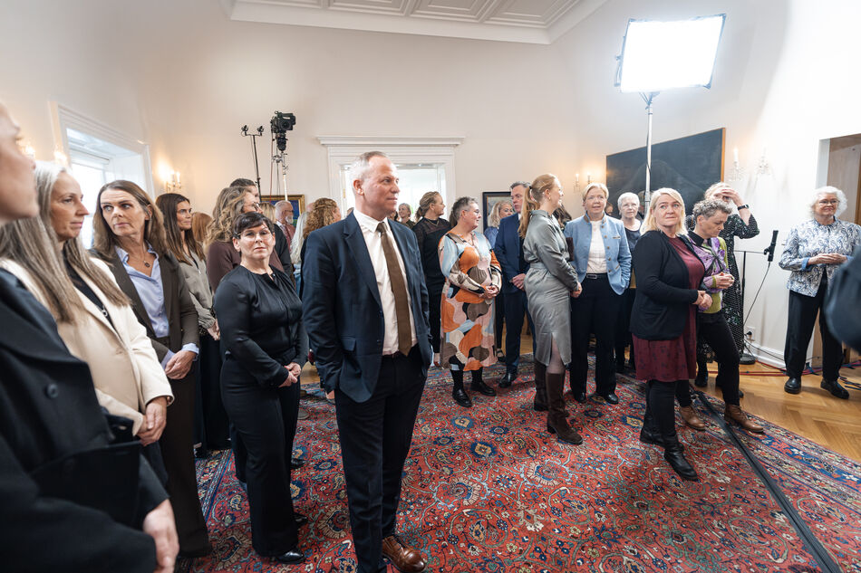 20251104-160300-MummiLu