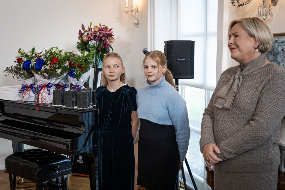 20251104-160612-MummiLu