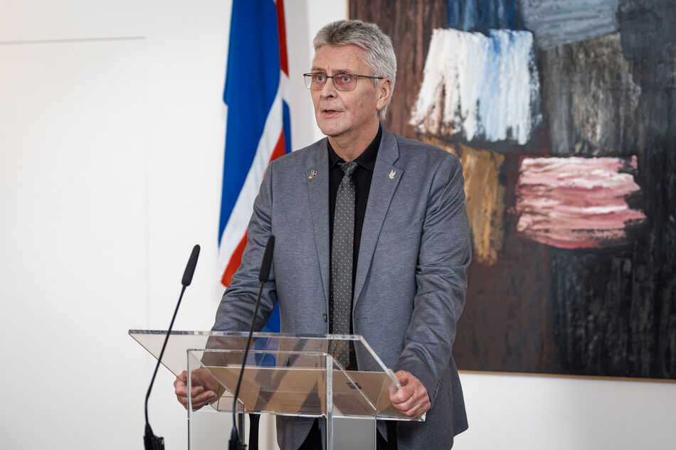 20251104-161630-MummiLu