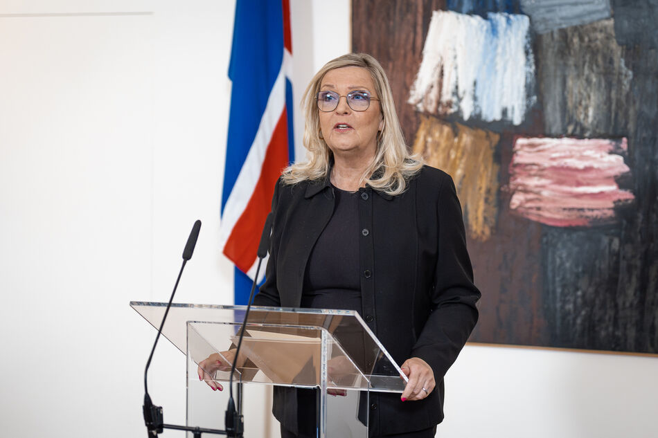 20251104-162411-MummiLu