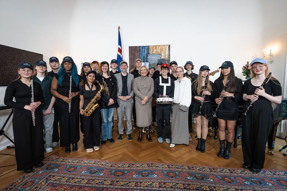 20251104-163955-MummiLu_1762421897064