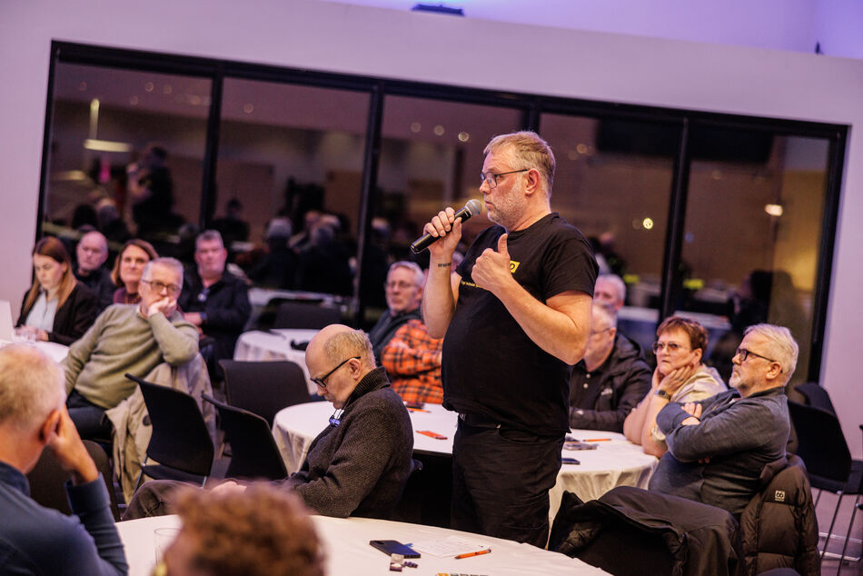 RS2638_Idan_Akureyri11192025-215