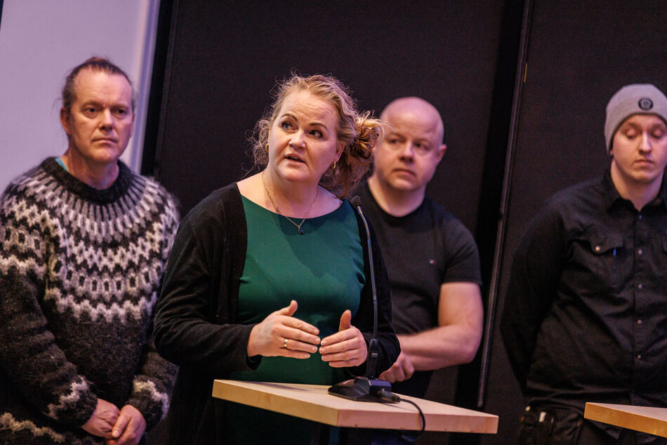 RS2681_Idan_Akureyri11192025-174