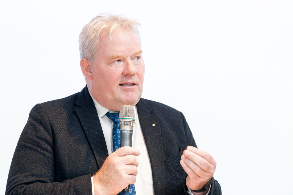 Si_fundur_um_ibudatalningu_2022-46