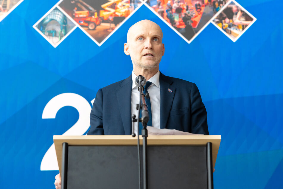 Si_verk_og_vit_2026_kynning-16