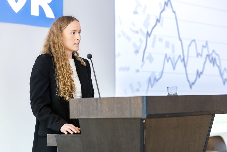 Si_vr_fundur_um_husnaedismal_grand_a-9